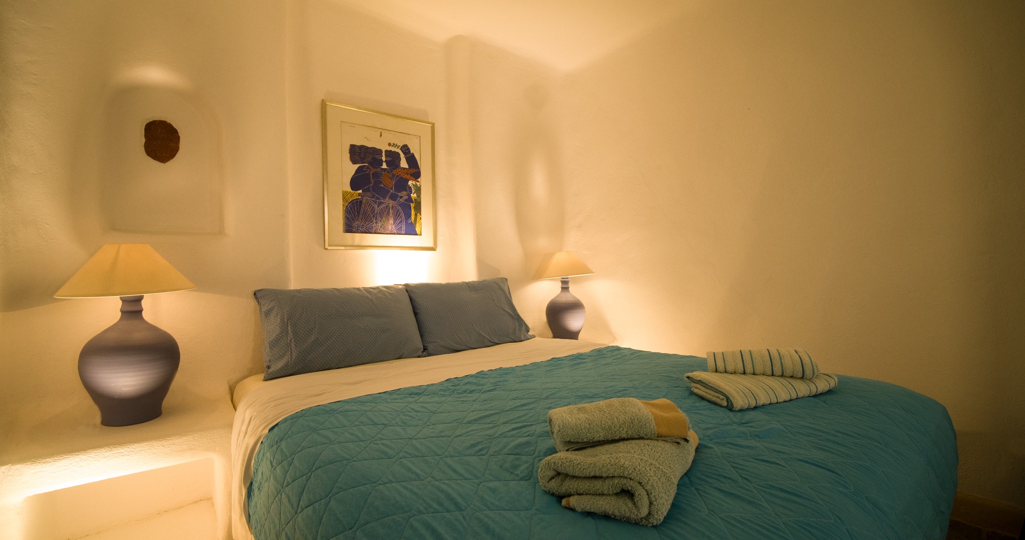 Lithos Private Estate blue bedroom