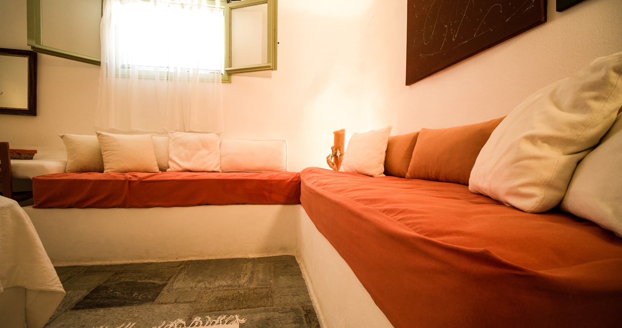 Lithos Private Estate coral seating detail