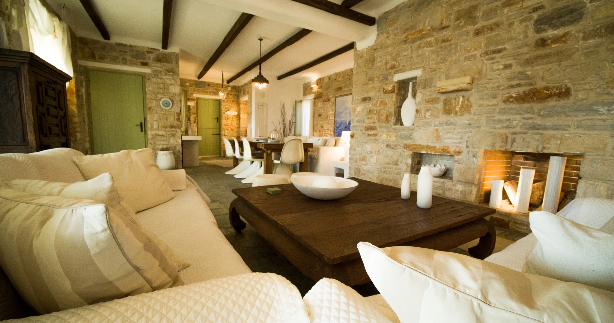 Lithos Private Estate fireplace and lounge view