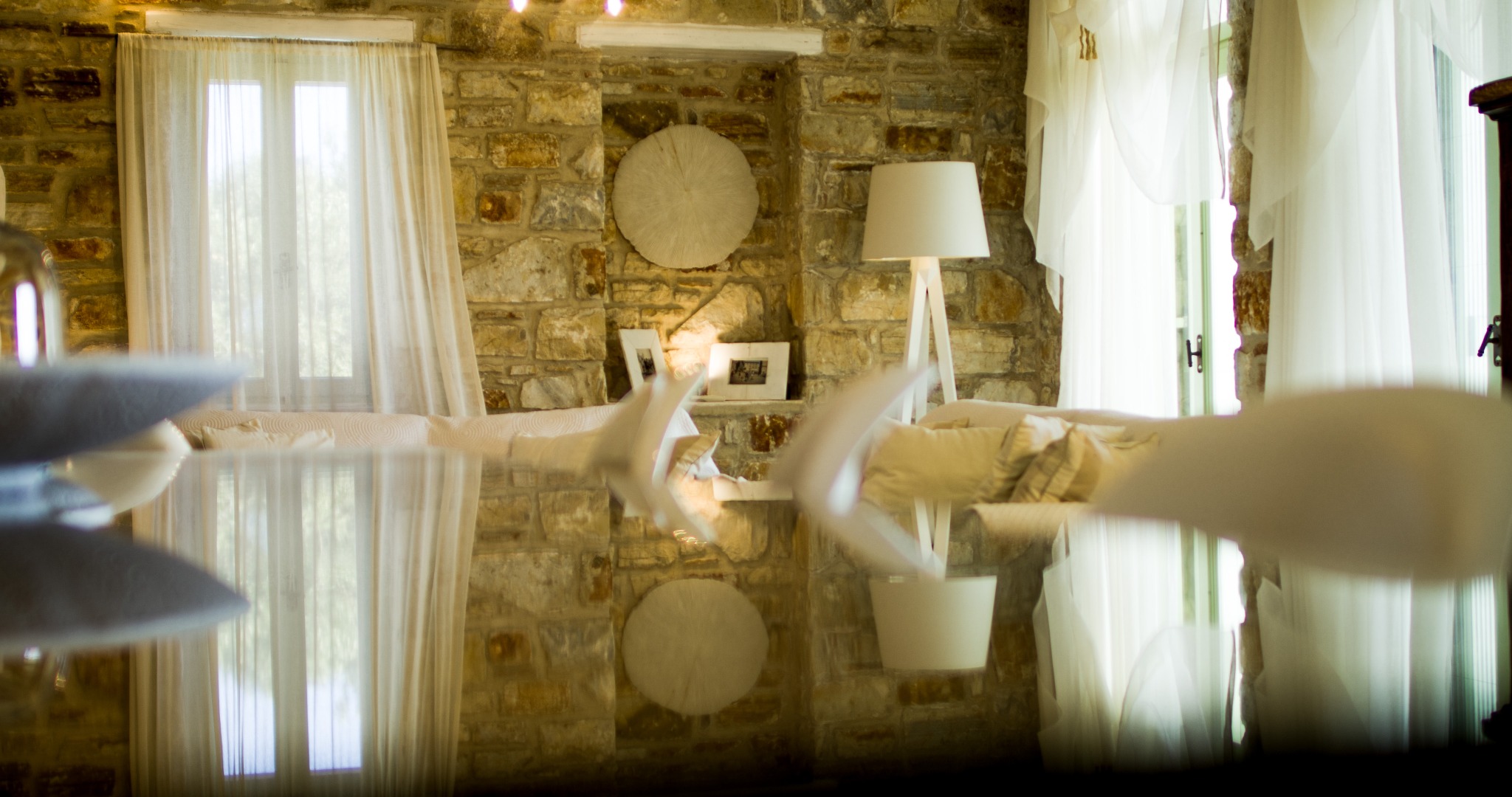 Lithos Private Estate interior reflection detail