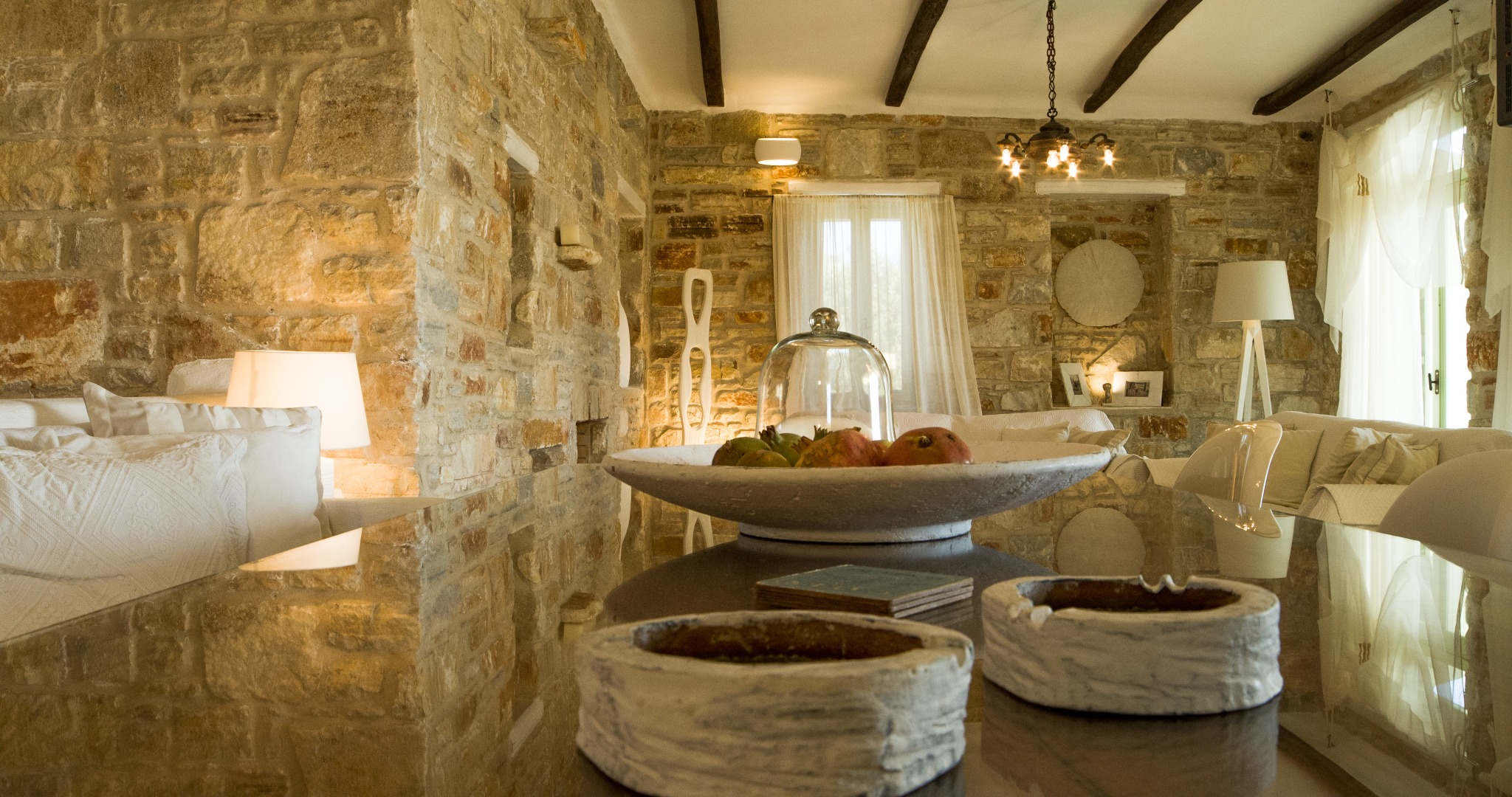 Lithos Private Estate dining table detail