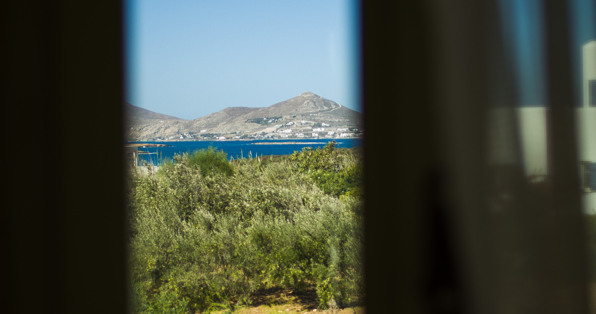 Lithos Private Estate master bedroom side view