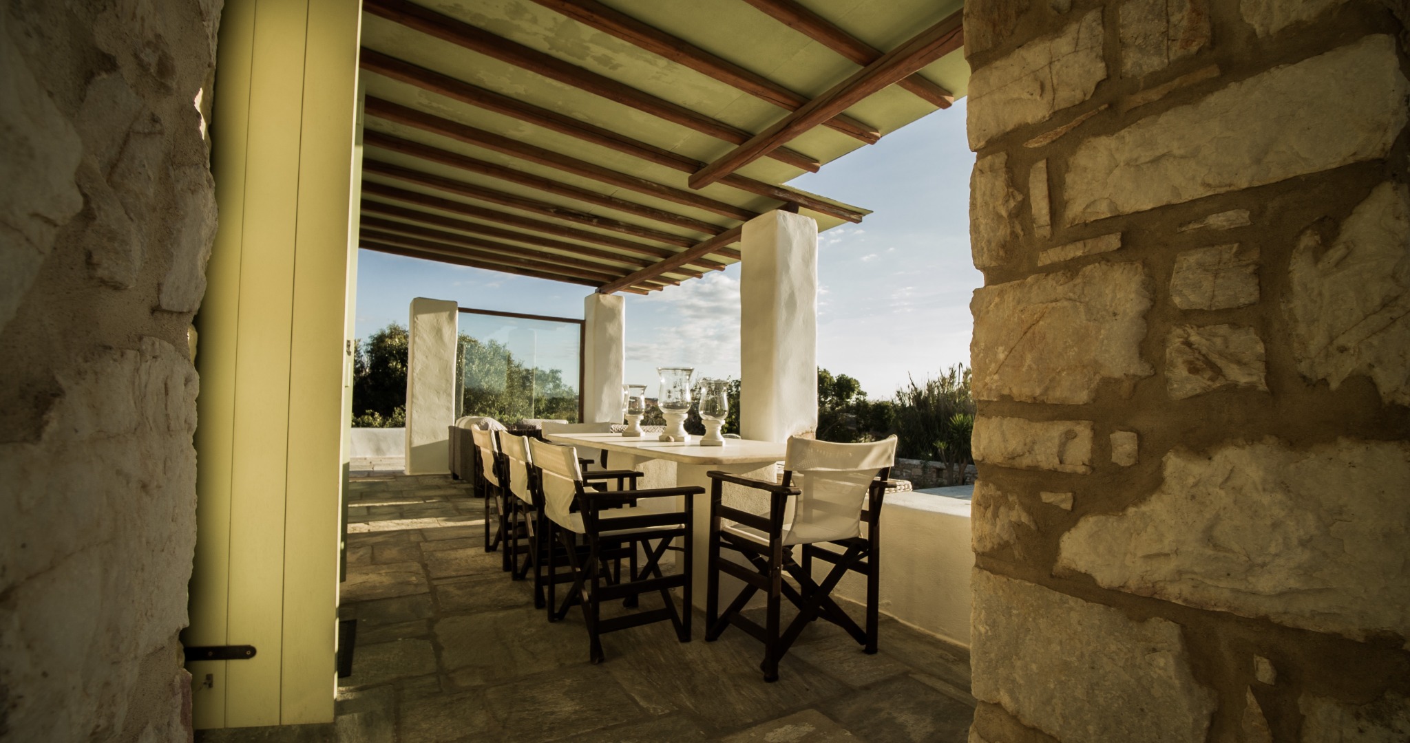 Lithos Private Estate long shaded outdoor dining table