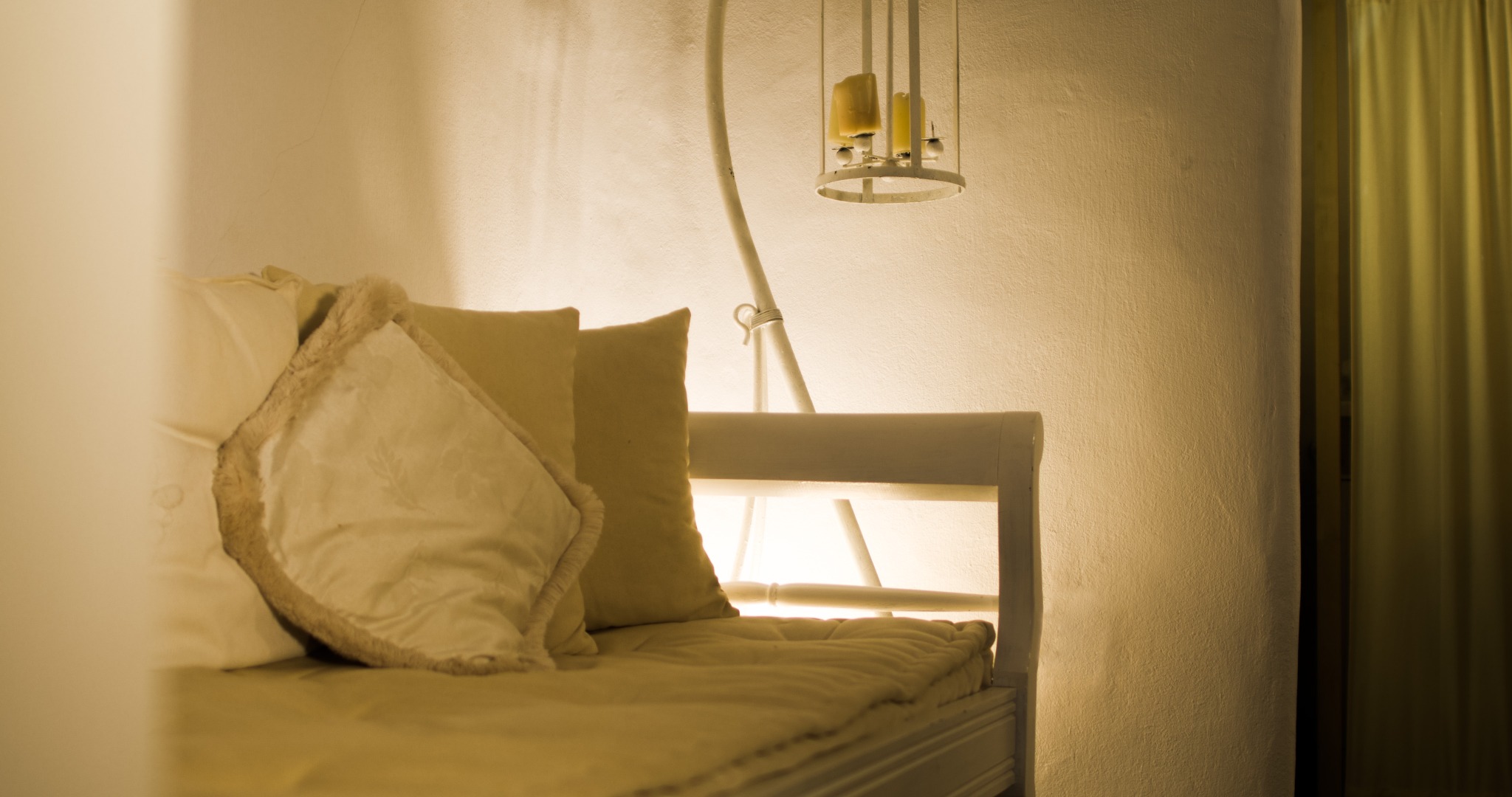 Lithos Private Estate TV room bench detail